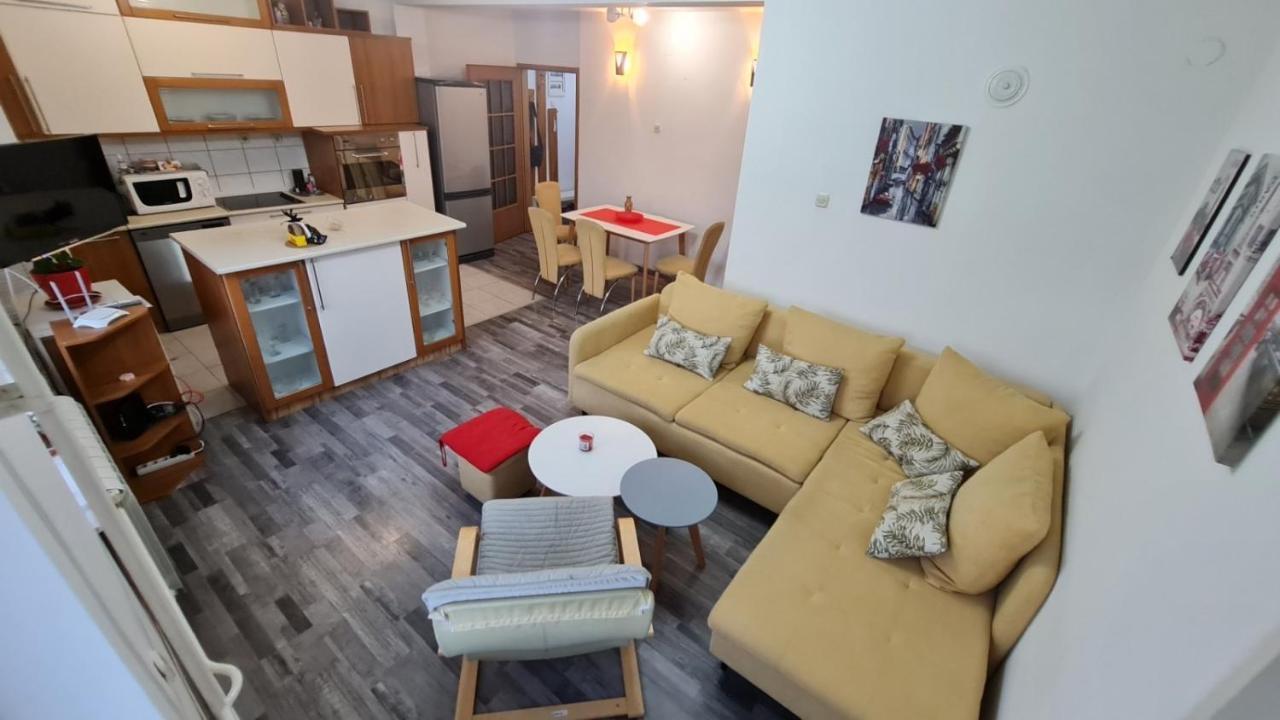 Center Cosy Apartment Skopje Eksteriør bilde